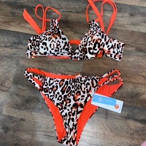 Cupshe cheetah bathing suit set size medium